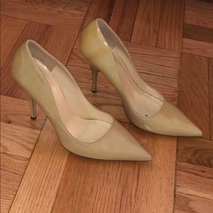KATE SPADE NUDE PATENT LEATHER PUMPS SZ 9